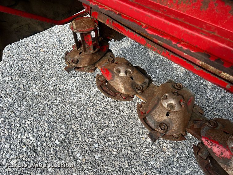 image for item DO2196 2018 Case IH DC102F  swather / windrower