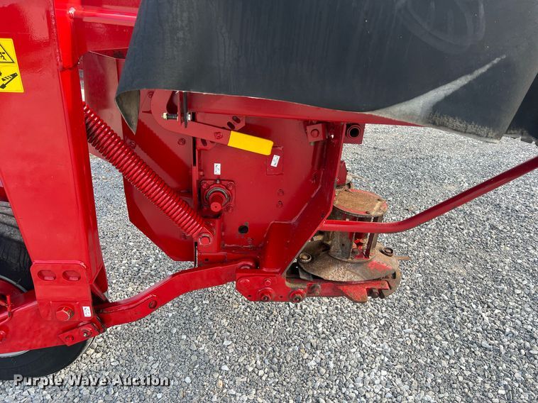 image for item DO2196 2018 Case IH DC102F  swather / windrower