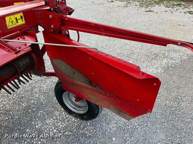 image for item DO2196 2018 Case IH DC102F  swather / windrower