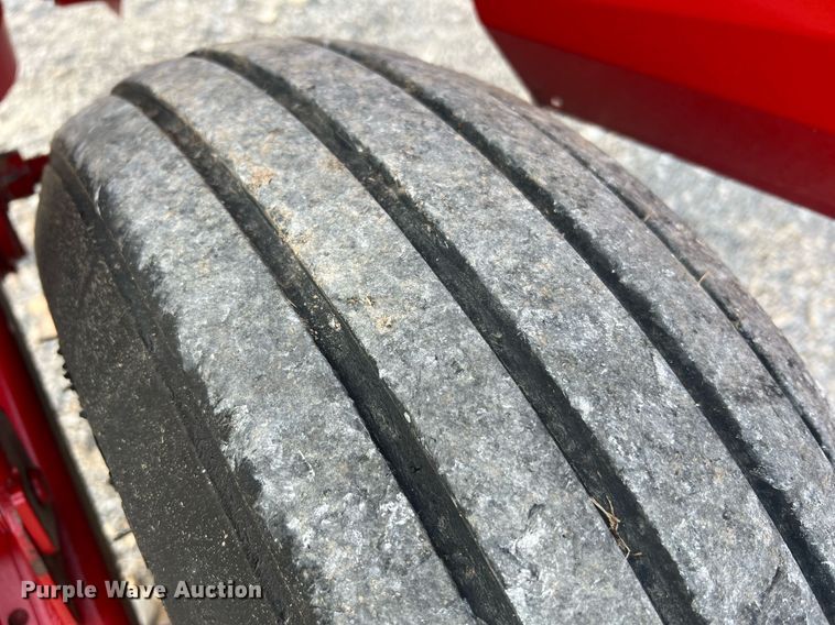 image for item DO2196 2018 Case IH DC102F  swather / windrower