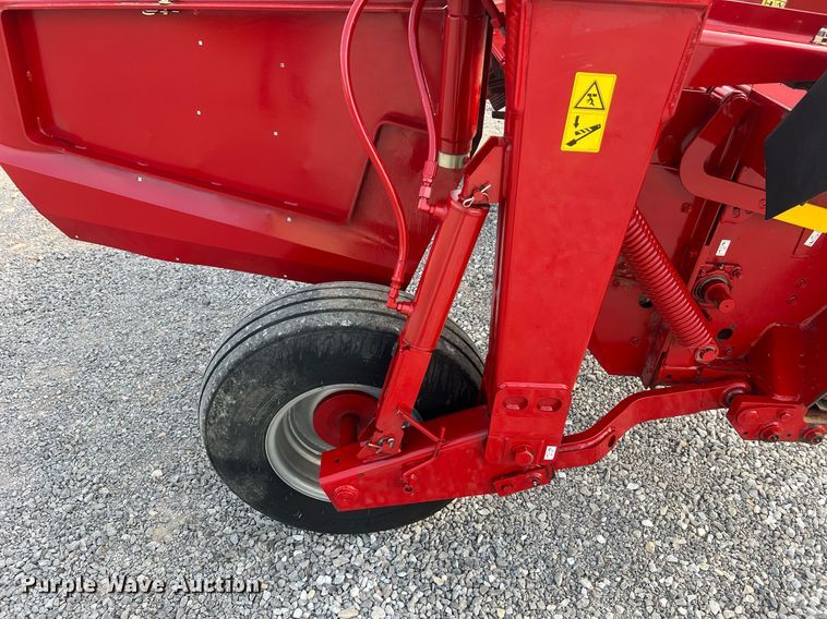 image for item DO2196 2018 Case IH DC102F  swather / windrower