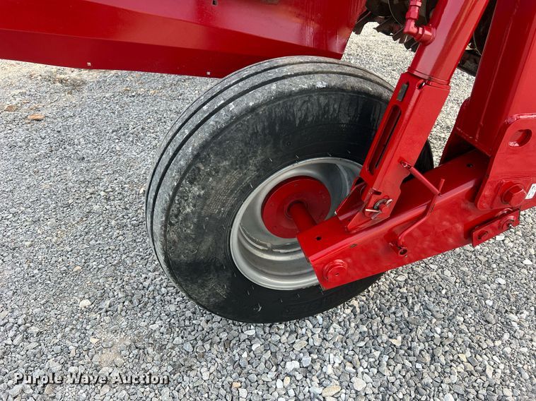 image for item DO2196 2018 Case IH DC102F  swather / windrower