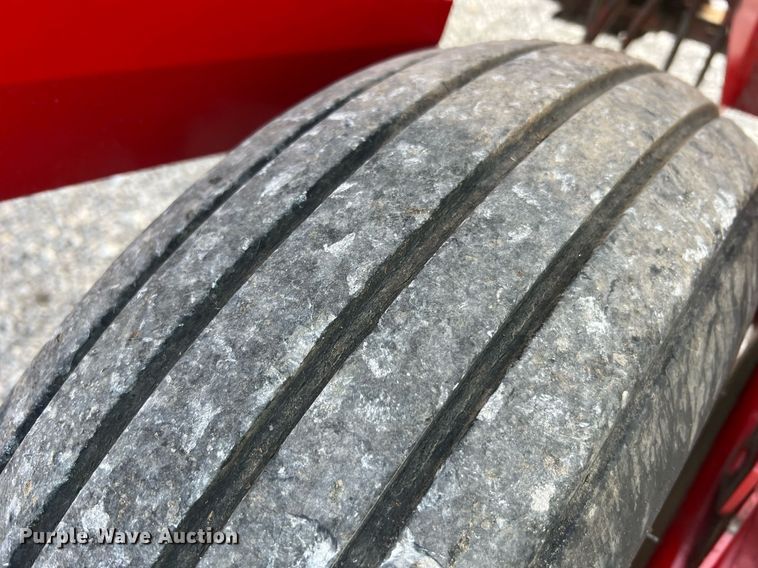 image for item DO2196 2018 Case IH DC102F  swather / windrower