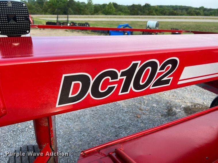 image for item DO2196 2018 Case IH DC102F  swather / windrower
