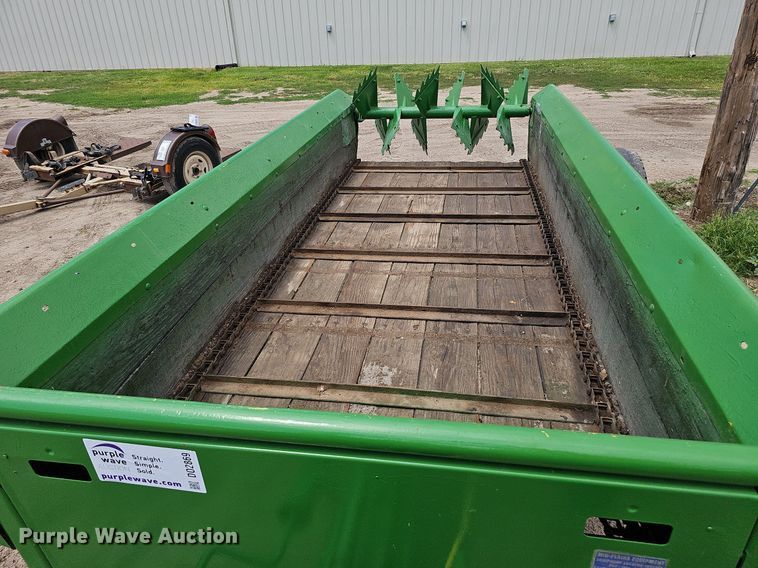 image for item DO2869 John Deere 34  manure spreader