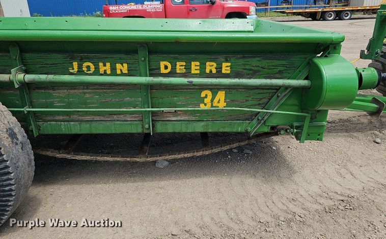 image for item DO2869 John Deere 34  manure spreader