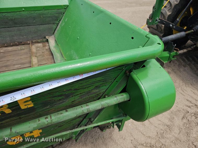 image for item DO2869 John Deere 34  manure spreader