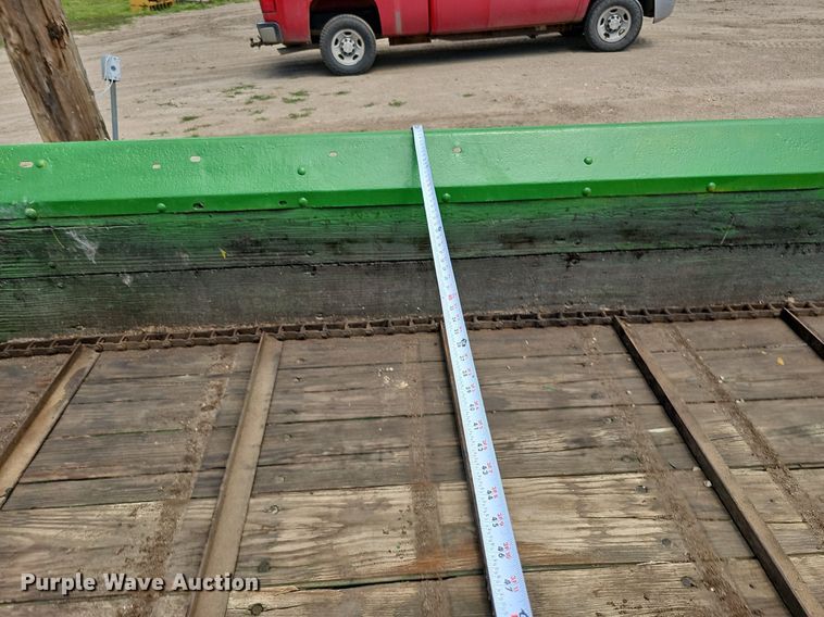 image for item DO2869 John Deere 34  manure spreader