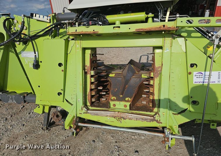 image for item DO2879 2014 Claas Orbis 750  rotary forage head