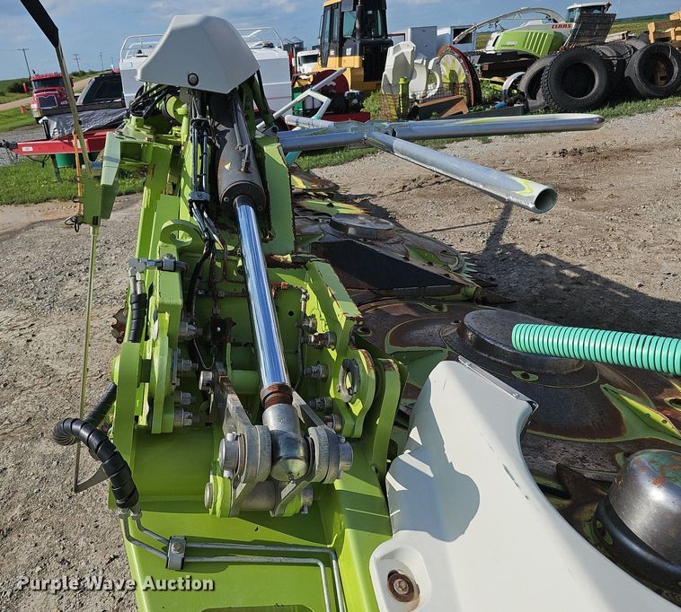 image for item DO2879 2014 Claas Orbis 750  rotary forage head