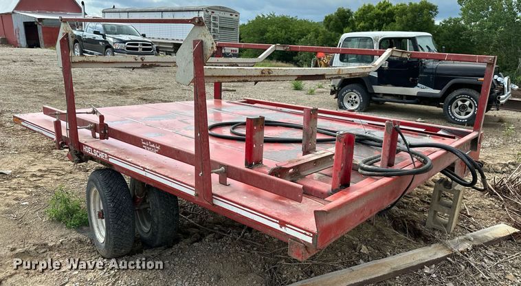 image for item DO5168 Hoelscher 1000  bale accumulator