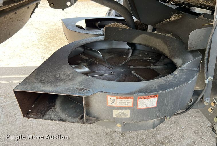 image for item DQ2118 2012 Claas 750  combine