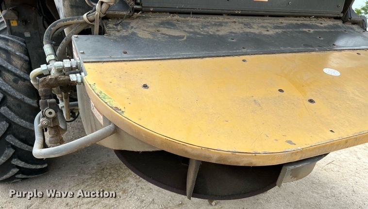 image for item DQ2118 2012 Claas 750  combine