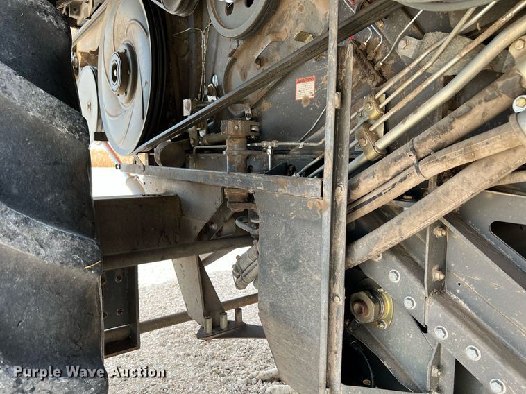 image for item DQ2118 2012 Claas 750  combine