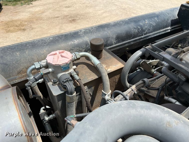 image for item DQ2118 2012 Claas 750  combine