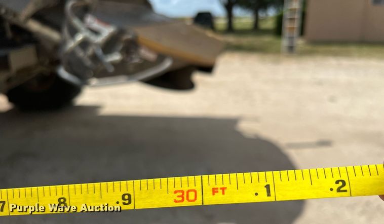 image for item DQ2118 2012 Claas 750  combine