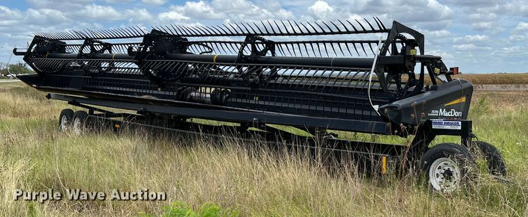 image for item DQ2119 2012 MacDon FD70  flex head