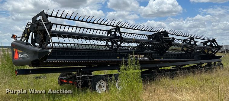 image for item DQ2119 2012 MacDon FD70  flex head