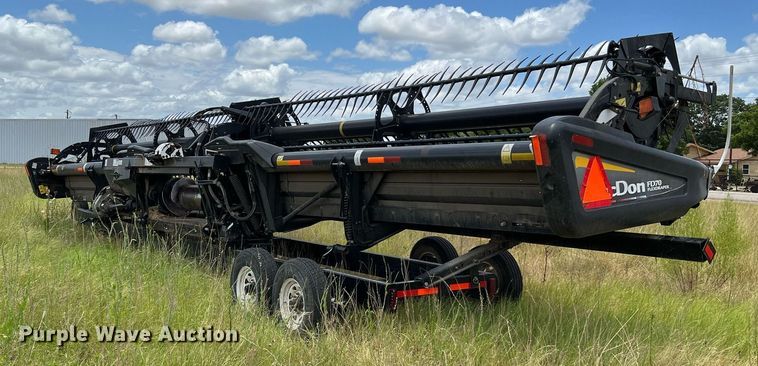 image for item DQ2119 2012 MacDon FD70  flex head