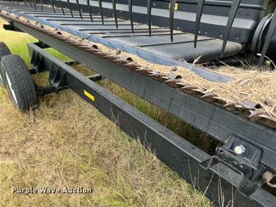 image for item DQ2119 2012 MacDon FD70  flex head