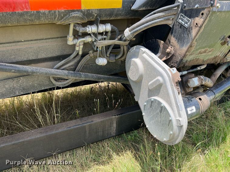 image for item DQ2119 2012 MacDon FD70  flex head