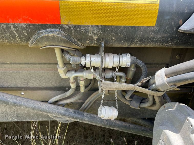 image for item DQ2119 2012 MacDon FD70  flex head