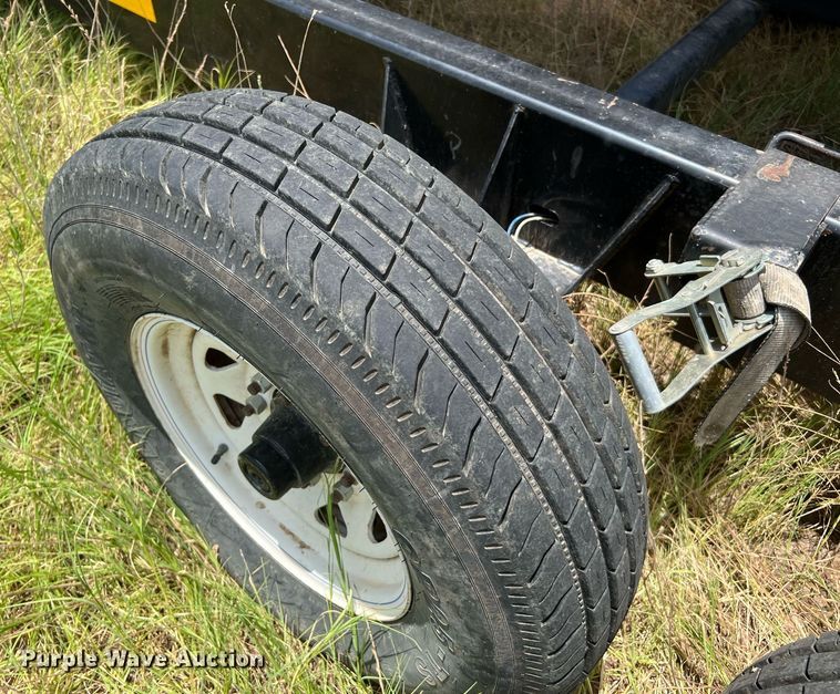 image for item DQ2119 2012 MacDon FD70  flex head