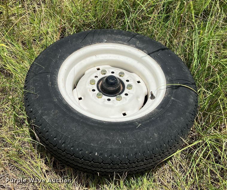 image for item DQ2119 2012 MacDon FD70  flex head