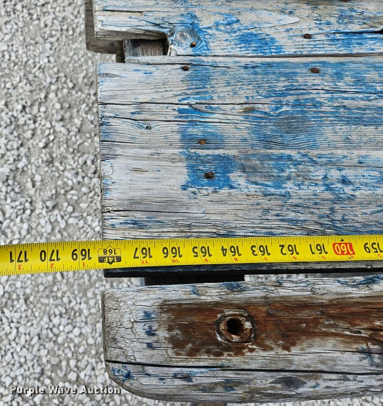 image for item DS6473 Hay bale trailer