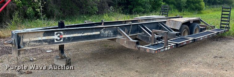 image for item II9174 2003 Behnke  sprayer trailer