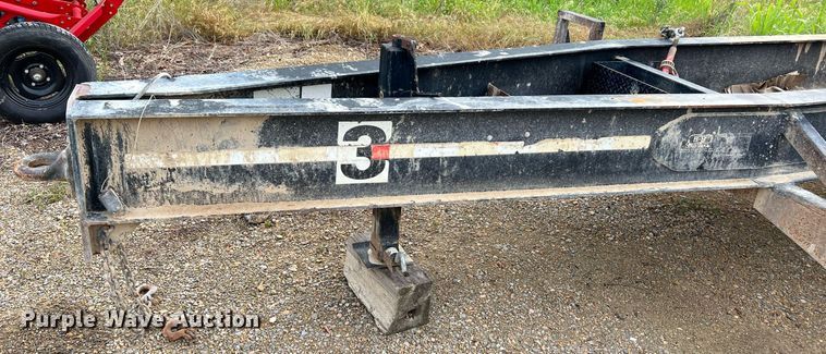 image for item II9174 2003 Behnke  sprayer trailer