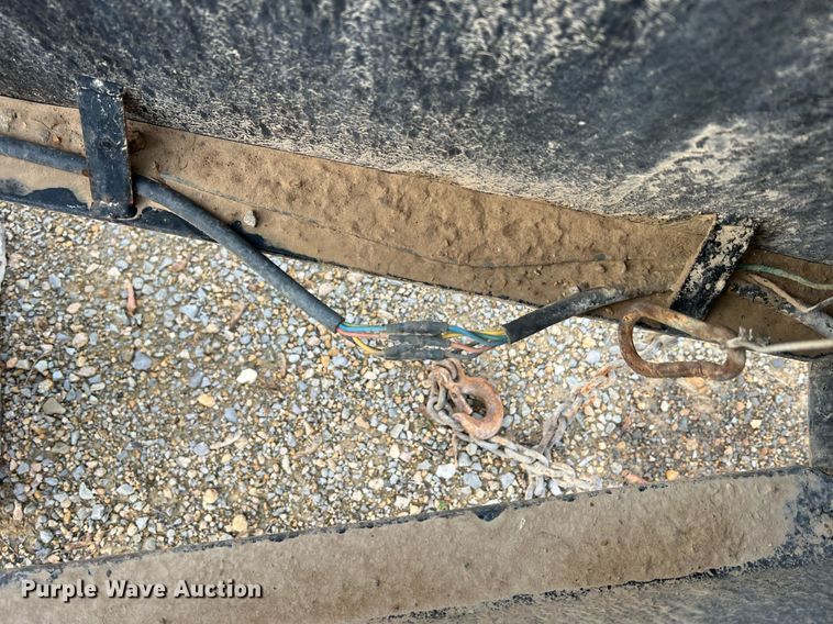 image for item II9174 2003 Behnke  sprayer trailer