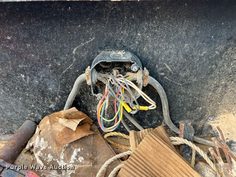 image for item II9174 2003 Behnke  sprayer trailer