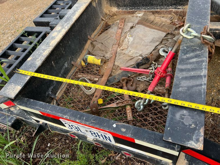 image for item II9174 2003 Behnke  sprayer trailer