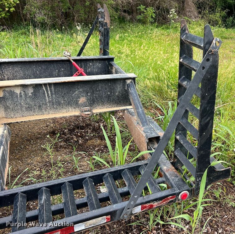 image for item II9174 2003 Behnke  sprayer trailer