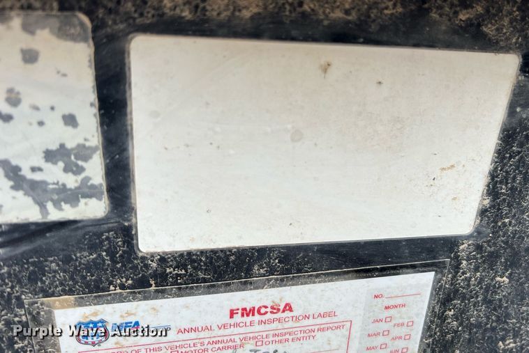 image for item II9174 2003 Behnke  sprayer trailer