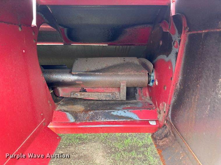 image for item KF9699 Hiniker 5630  swather / windrower