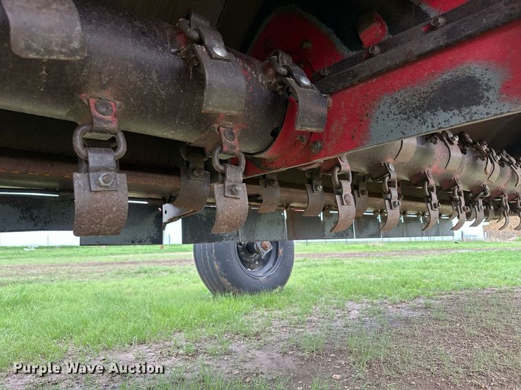 image for item KF9699 Hiniker 5630  swather / windrower