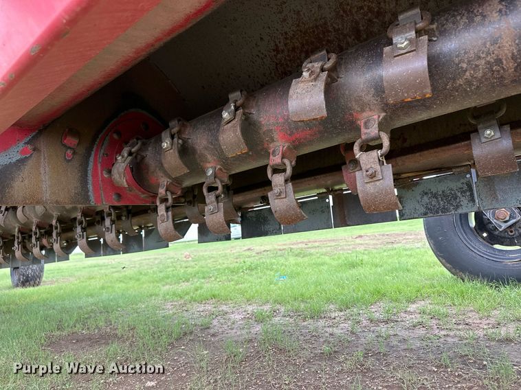 image for item KF9699 Hiniker 5630  swather / windrower