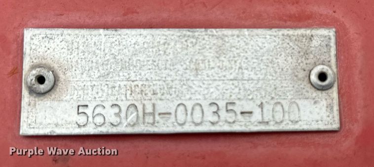 image for item KF9699 Hiniker 5630  swather / windrower