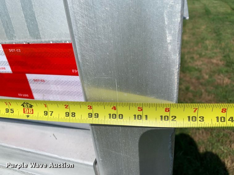 image for item LH9704 2003 Wilson PSDCL-402  livestock trailer