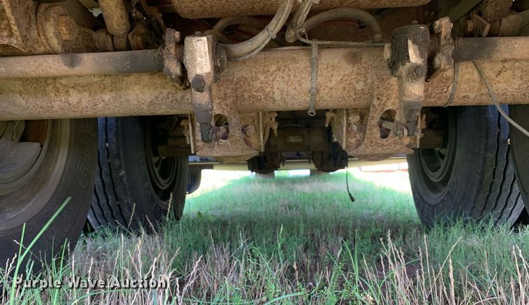 image for item LH9704 2003 Wilson PSDCL-402  livestock trailer