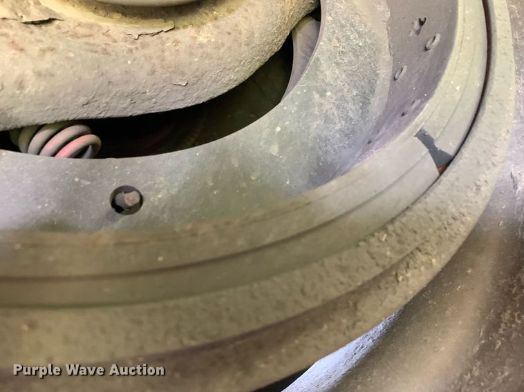 image for item LH9704 2003 Wilson PSDCL-402  livestock trailer