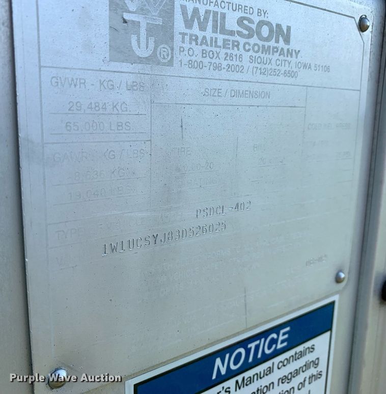 image for item LH9704 2003 Wilson PSDCL-402  livestock trailer