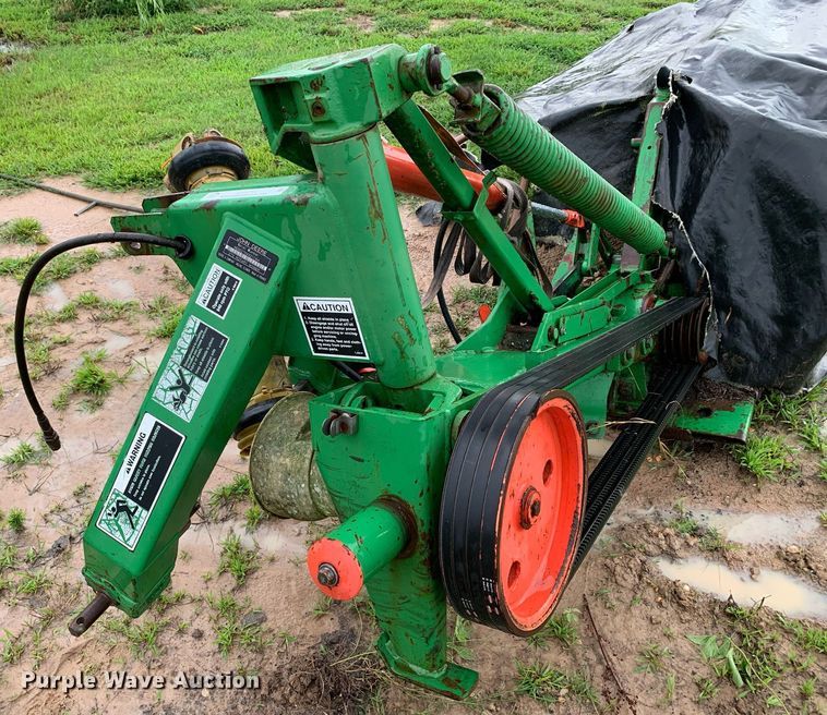 image for item LH9761 John Deere 275  disc mower