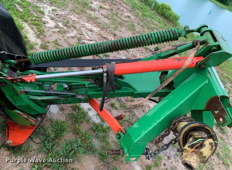 image for item LH9761 John Deere 275  disc mower