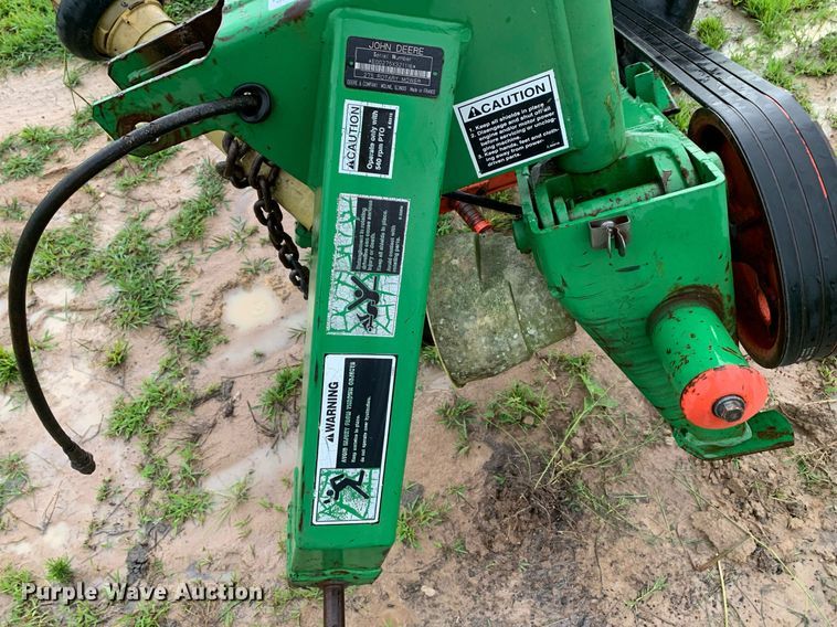 image for item LH9761 John Deere 275  disc mower