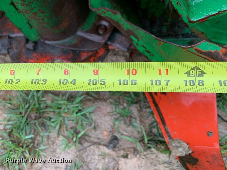 image for item LH9761 John Deere 275  disc mower