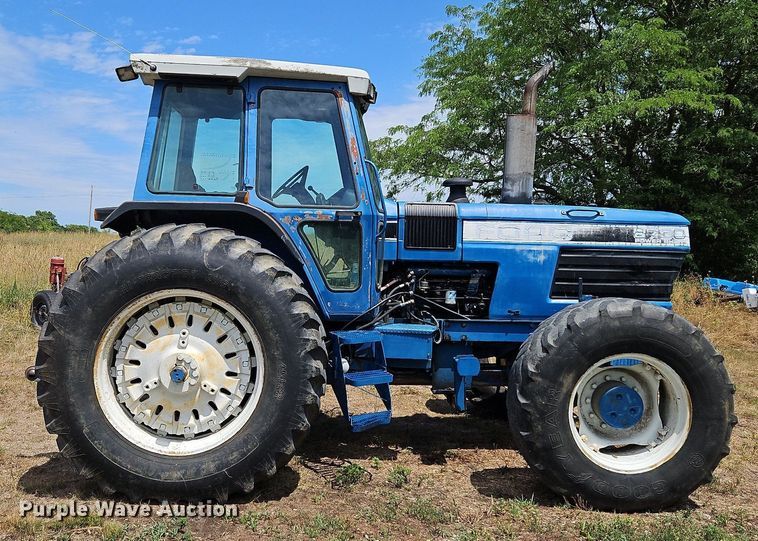 image for item LM9079 1990 Ford 8730  MFWD tractor