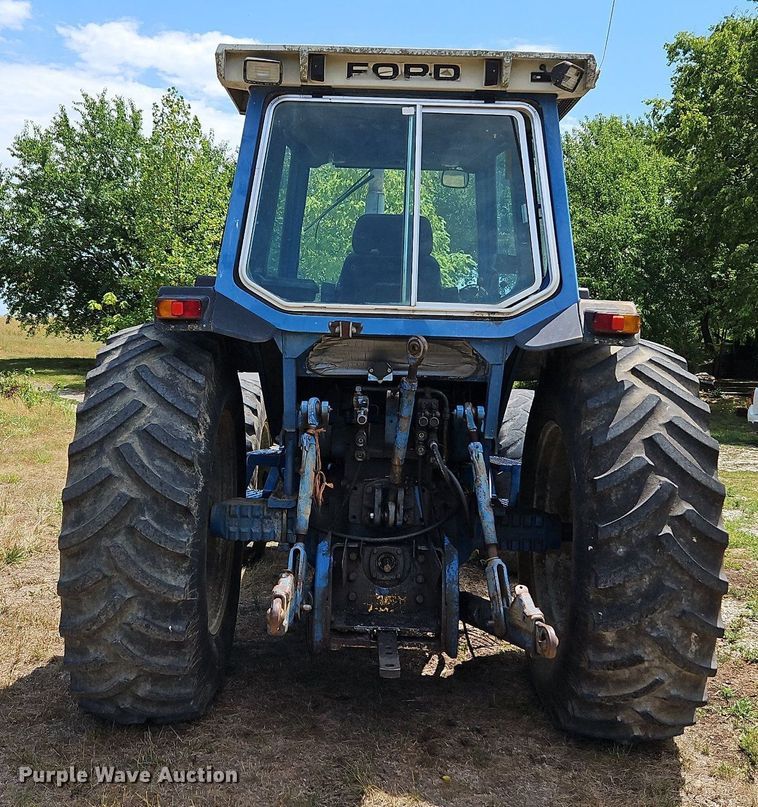 image for item LM9079 1990 Ford 8730  MFWD tractor